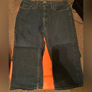 Mens Jean Sz 34x30. Straight fit. Gently worn. No rips or stains.